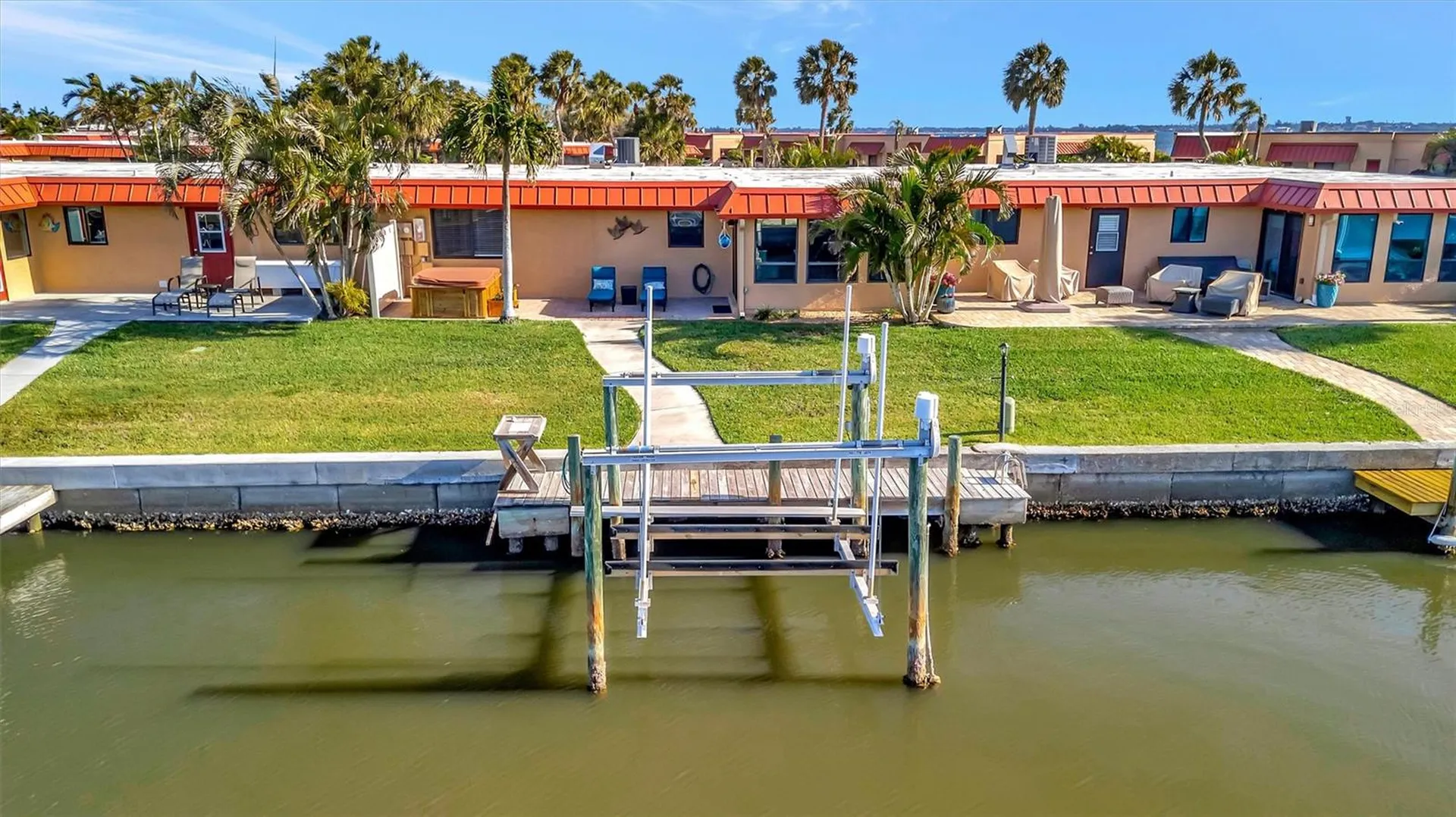 9517 Azure Cove Bradenton FL 34210