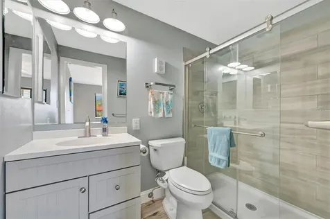 9517 Azure Cove Bradenton FL 34210