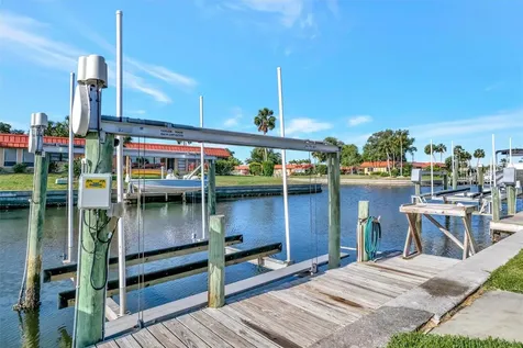 9517 Azure Cove Bradenton FL 34210