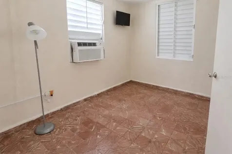 Villa Palmeras 326 Calle Colton San Juan PR 00915