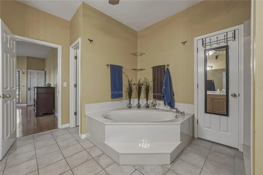 29001 Bayhead Road Dade City FL 33523