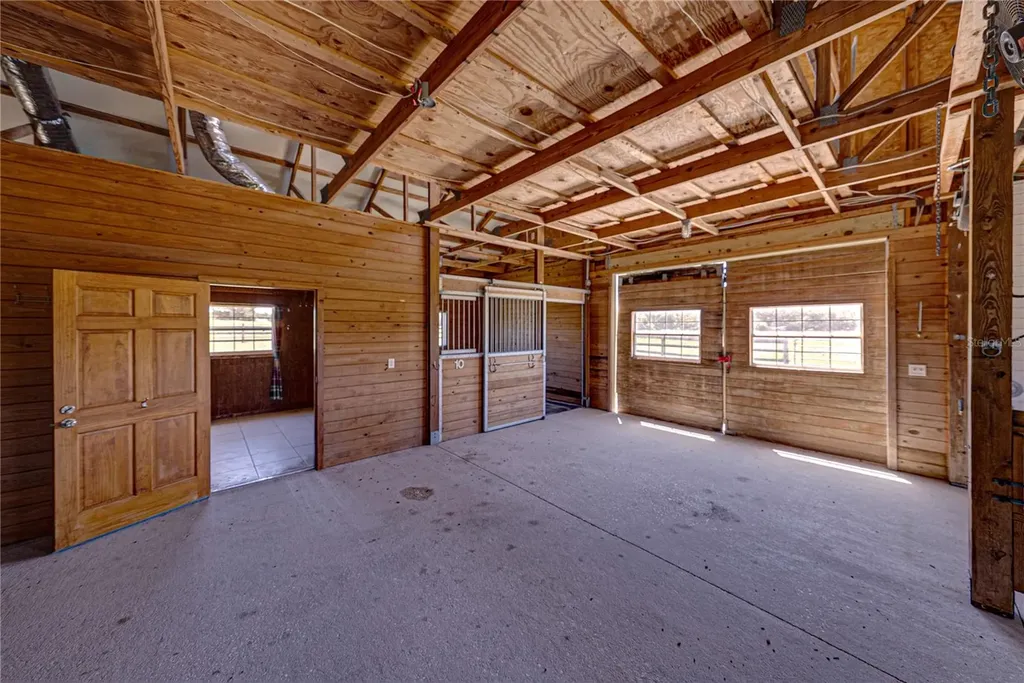 29001 Bayhead Road Dade City FL 33523