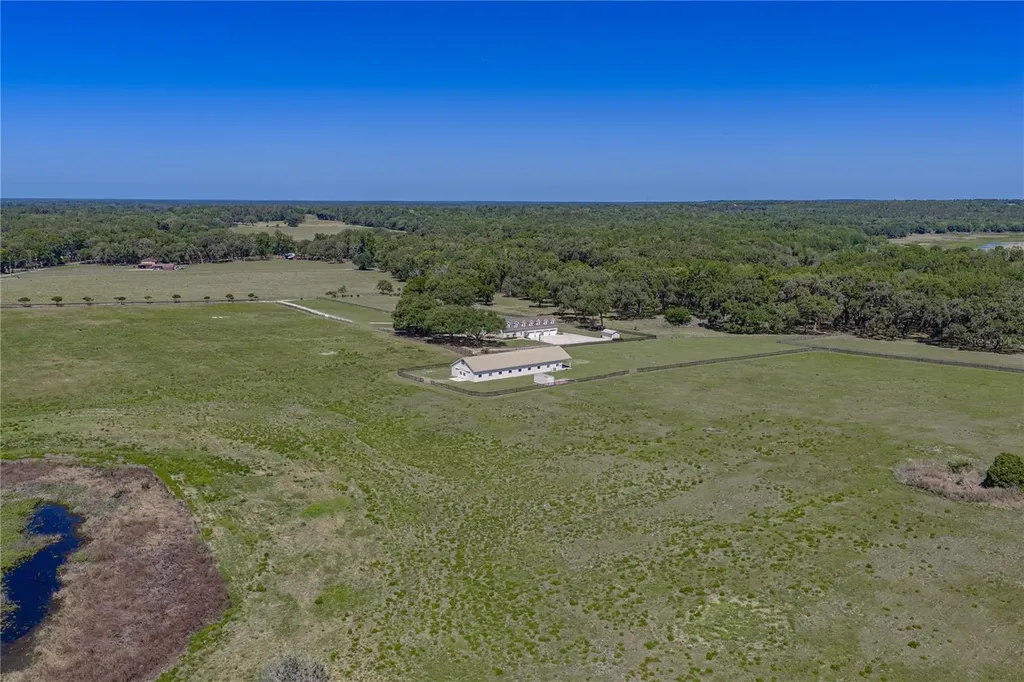 29001 Bayhead Road Dade City FL 33523
