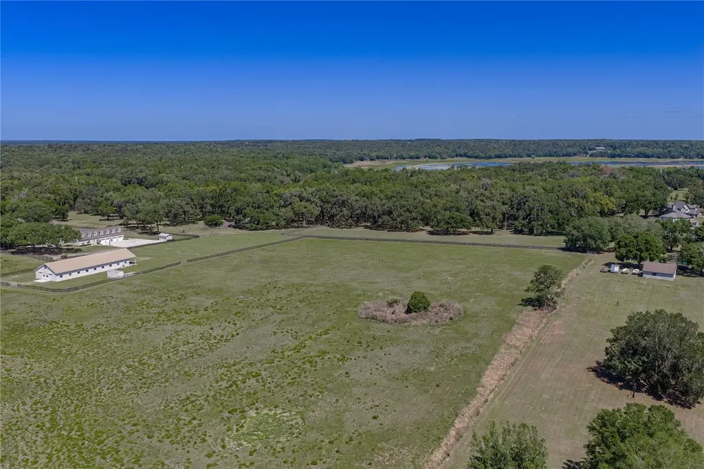 29001 Bayhead Road Dade City FL 33523