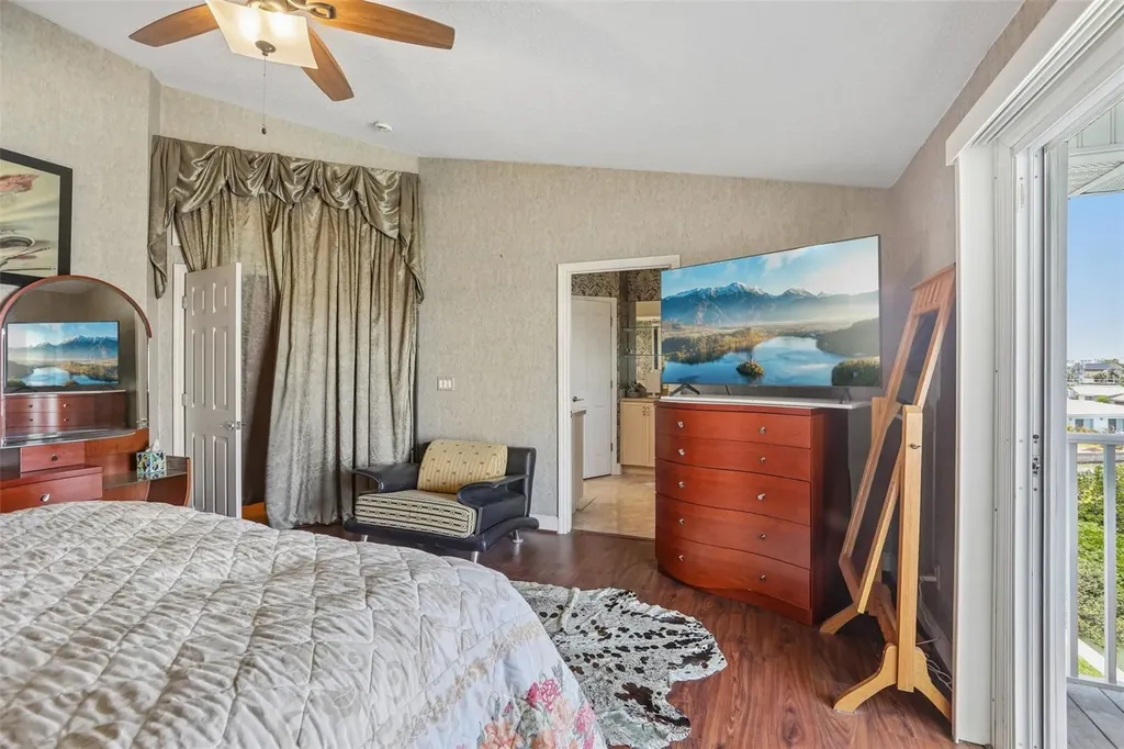 113 Yacht Club Circle North Redington Beach FL 33708