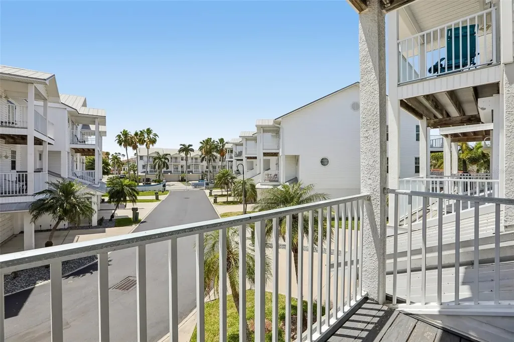 113 Yacht Club Circle North Redington Beach FL 33708