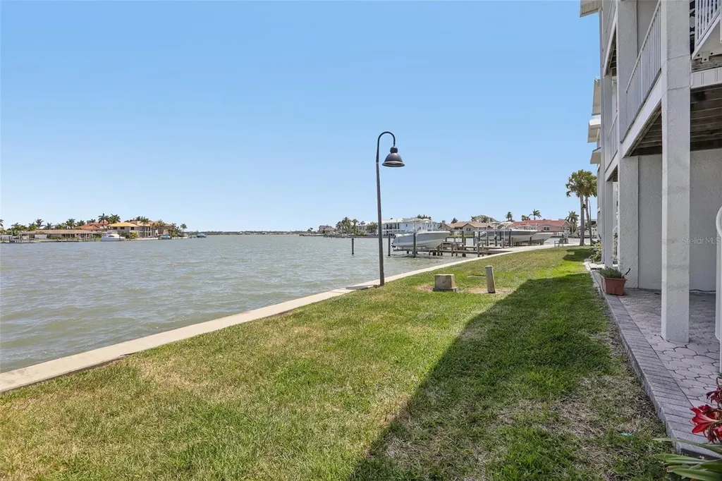113 Yacht Club Circle North Redington Beach FL 33708