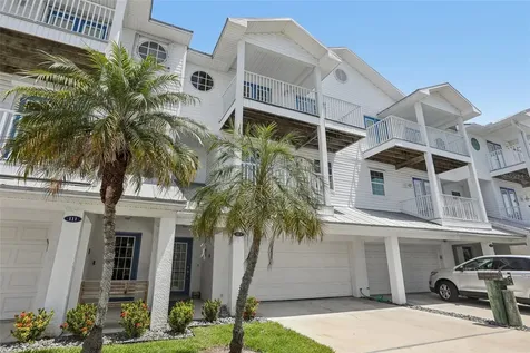 113 Yacht Club Circle North Redington Beach FL 33708
