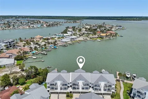 113 Yacht Club Circle North Redington Beach FL 33708