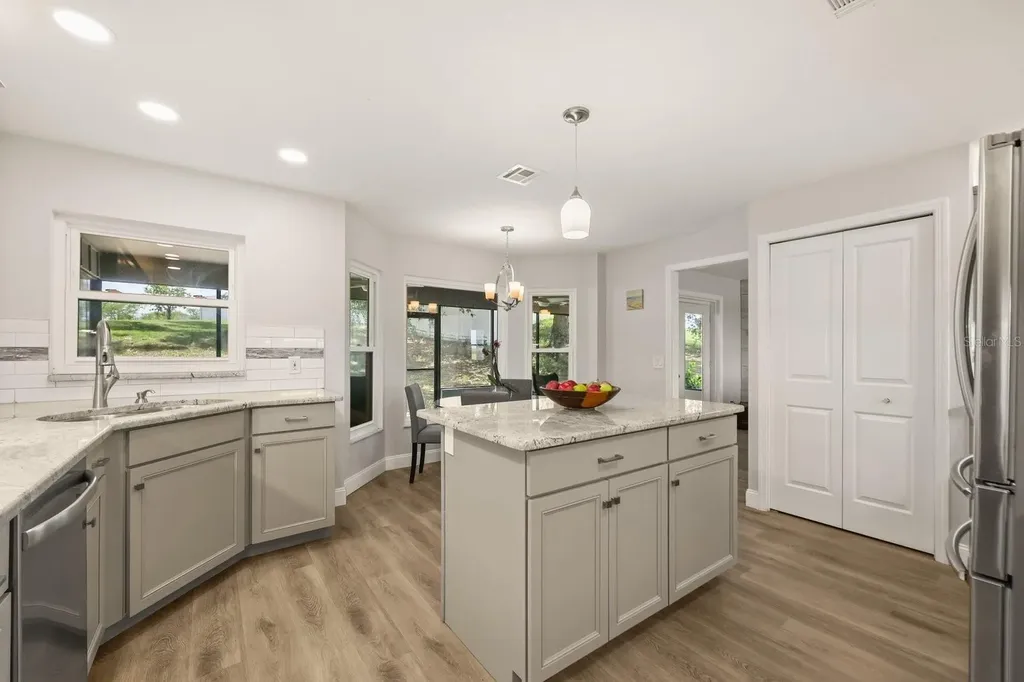37153 County Road 452 Grand Island FL 32735