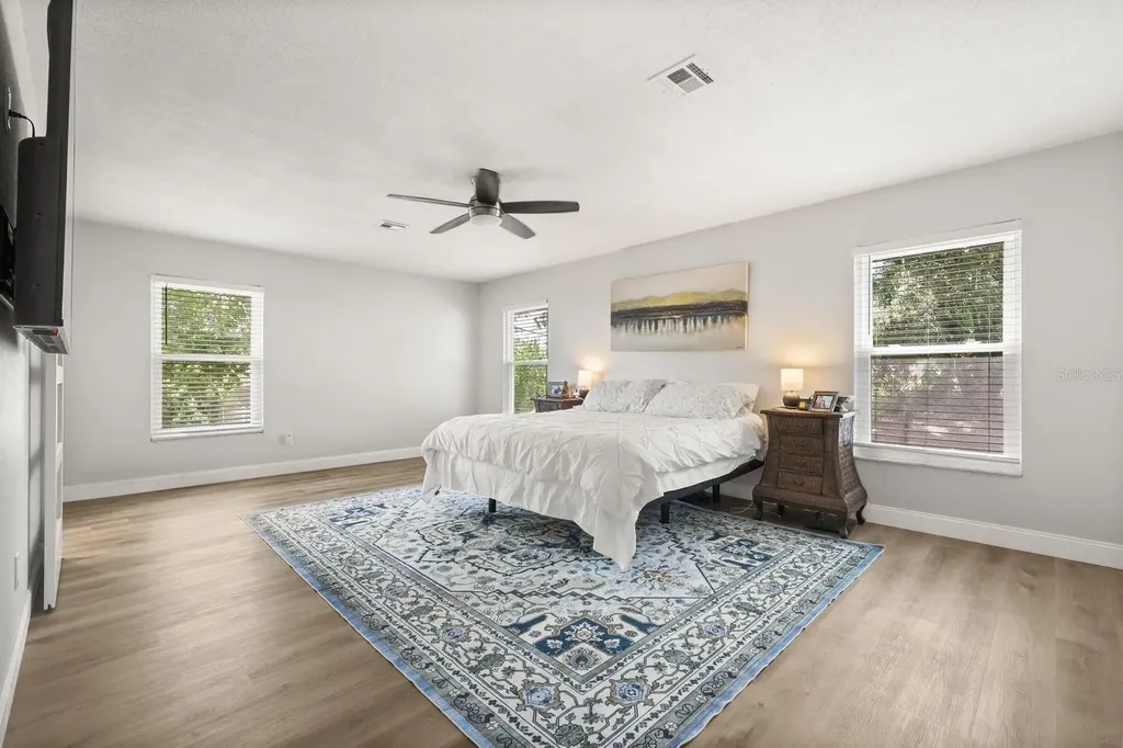 37153 County Road 452 Grand Island FL 32735
