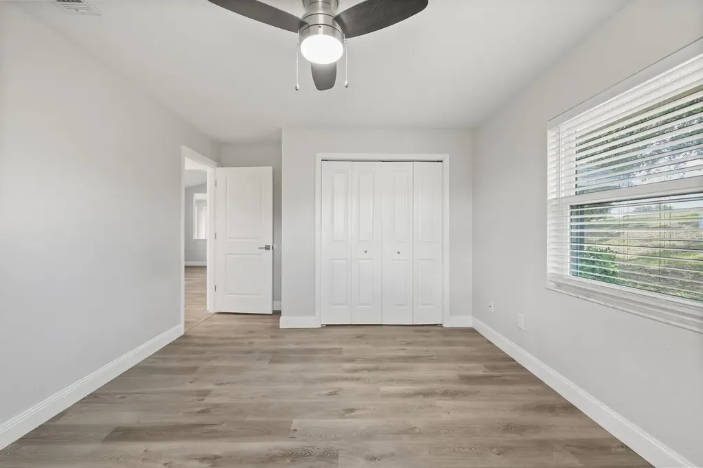 37153 County Road 452 Grand Island FL 32735