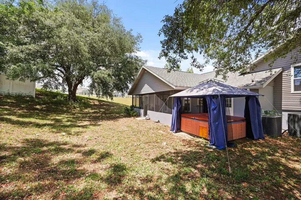 37153 County Road 452 Grand Island FL 32735