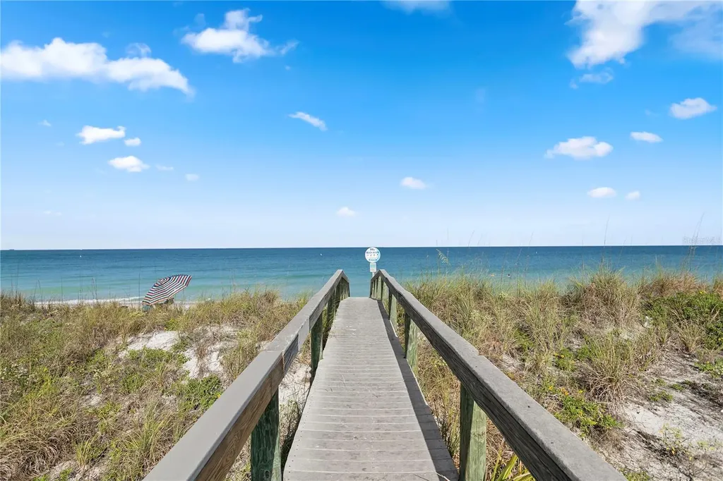 6104 Palma Del Mar Boulevard S St Petersburg FL 33715