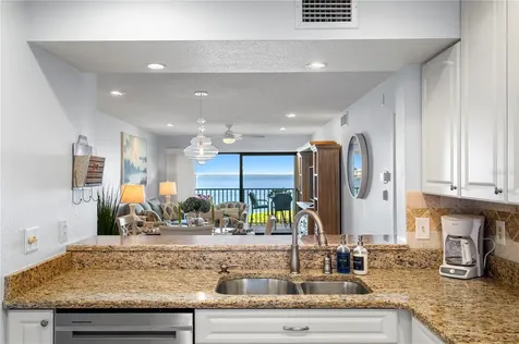 6104 Palma Del Mar Boulevard S St Petersburg FL 33715