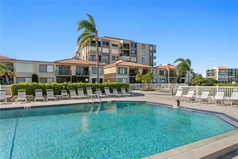 6104 Palma Del Mar Boulevard S St Petersburg FL 33715