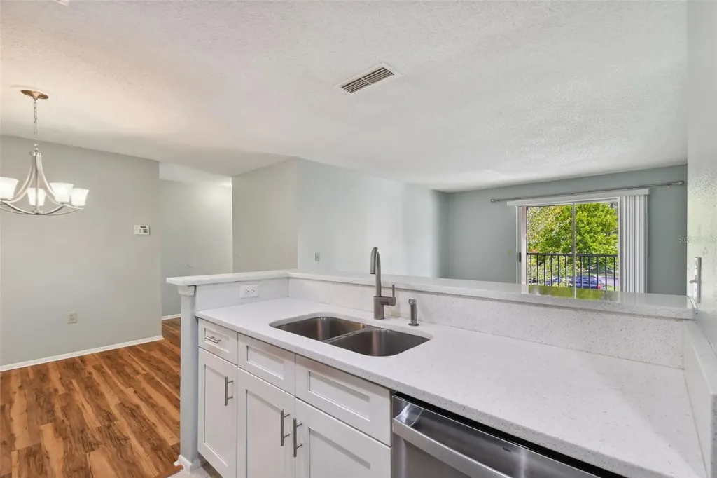 9481 Highland Oak Drive Tampa FL 33647