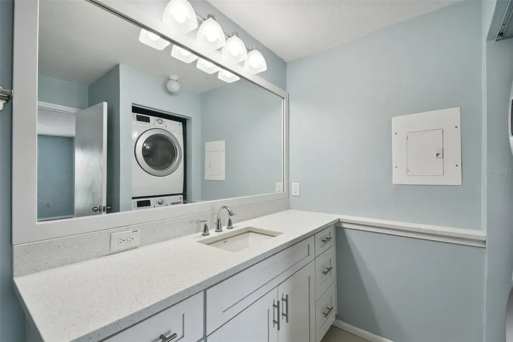 9481 Highland Oak Drive Tampa FL 33647