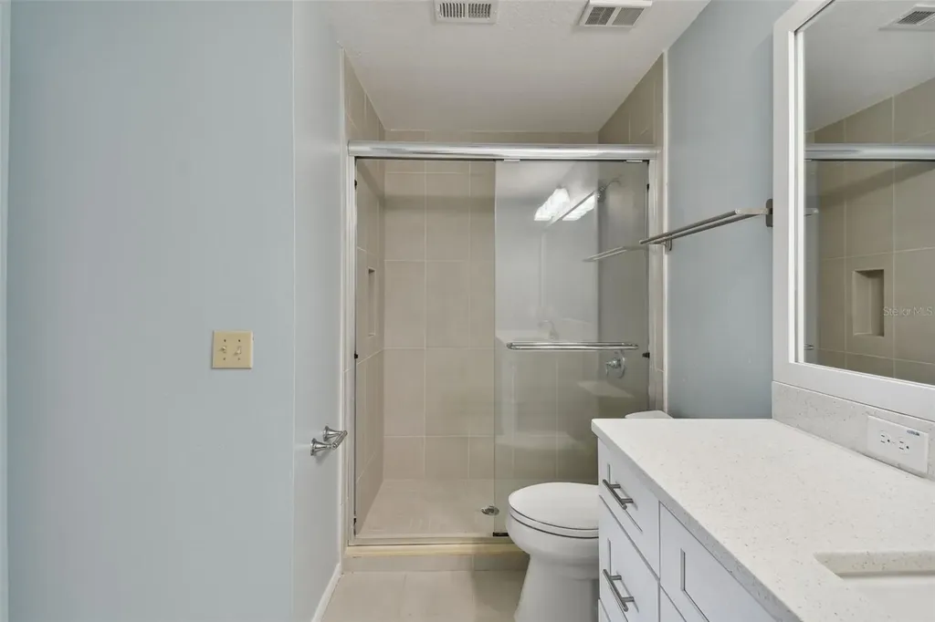 9481 Highland Oak Drive Tampa FL 33647