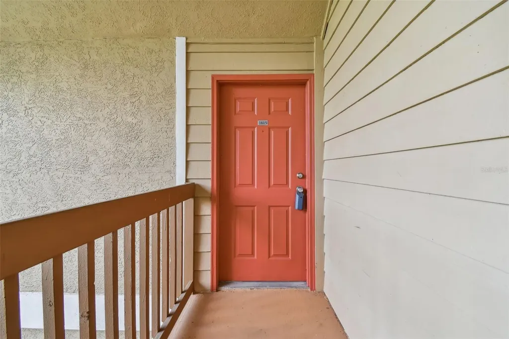 9481 Highland Oak Drive Tampa FL 33647