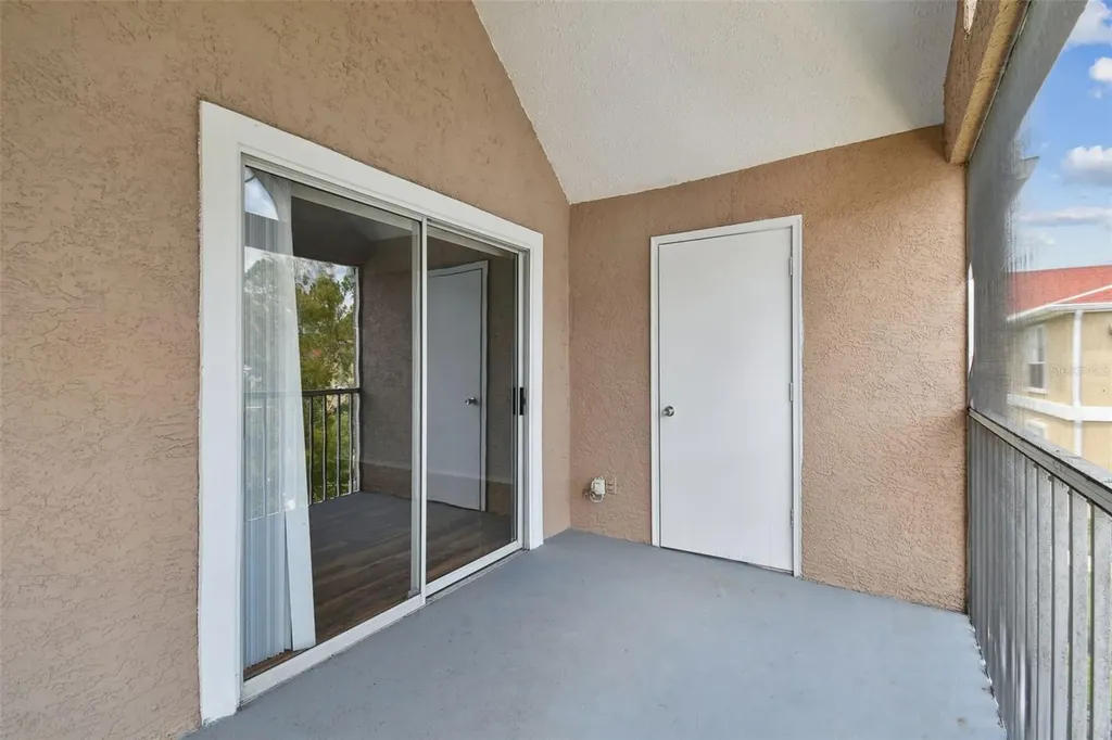 9481 Highland Oak Drive Tampa FL 33647