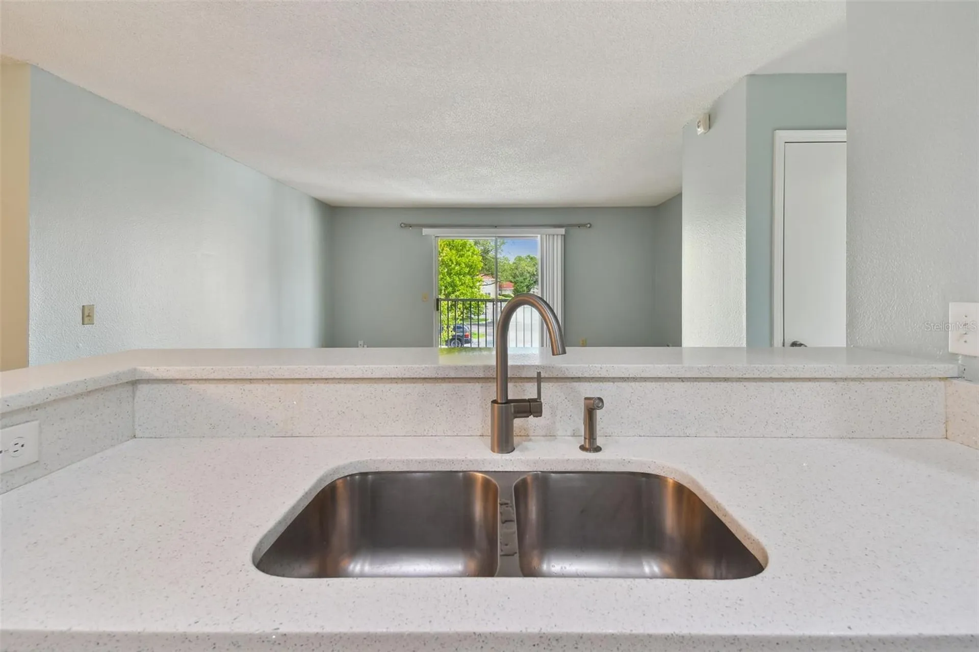 9481 Highland Oak Drive Tampa FL 33647