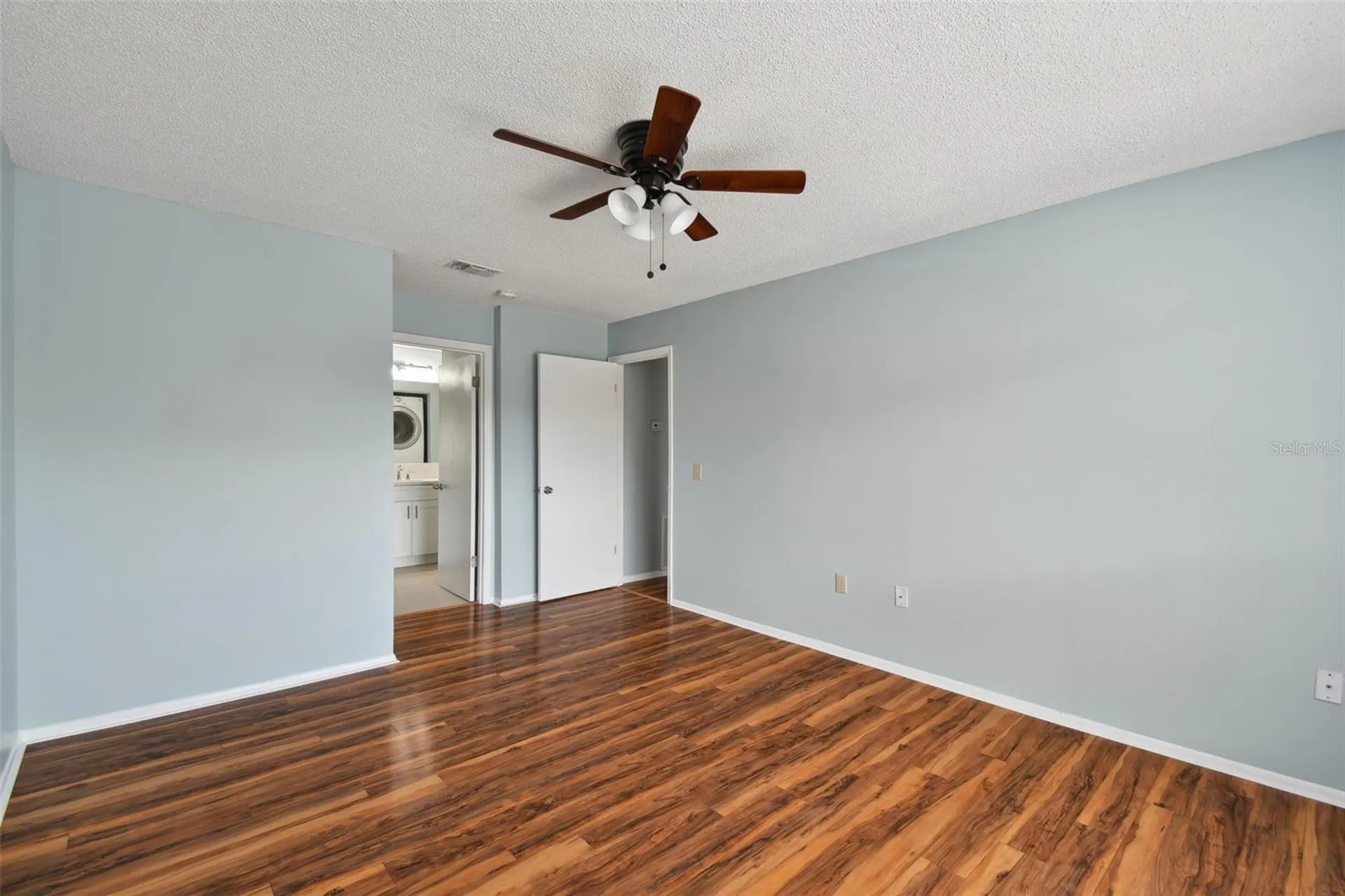 9481 Highland Oak Drive Tampa FL 33647