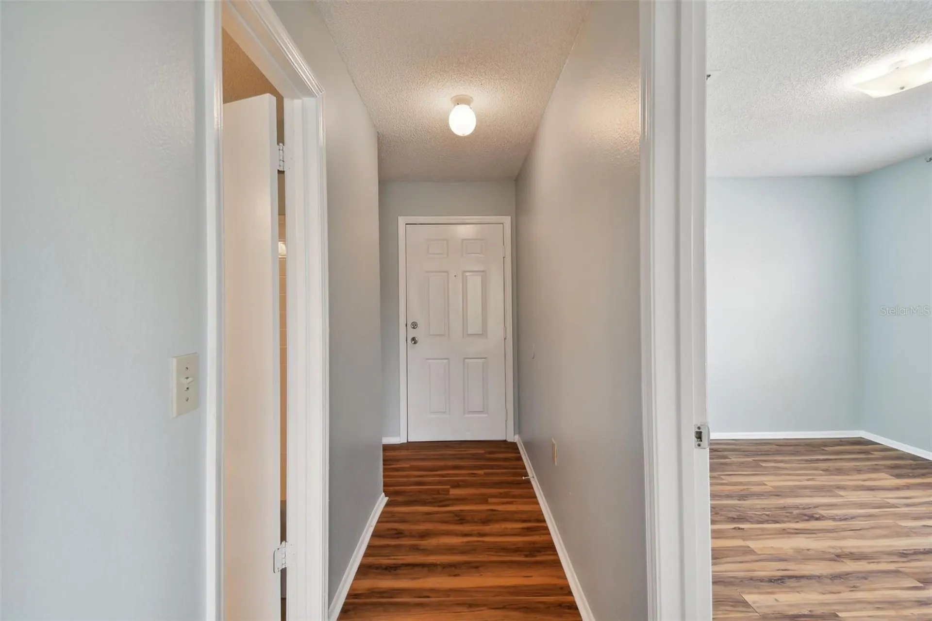 9481 Highland Oak Drive Tampa FL 33647