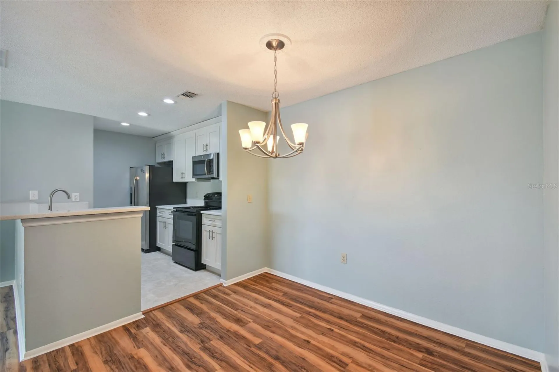 9481 Highland Oak Drive Tampa FL 33647