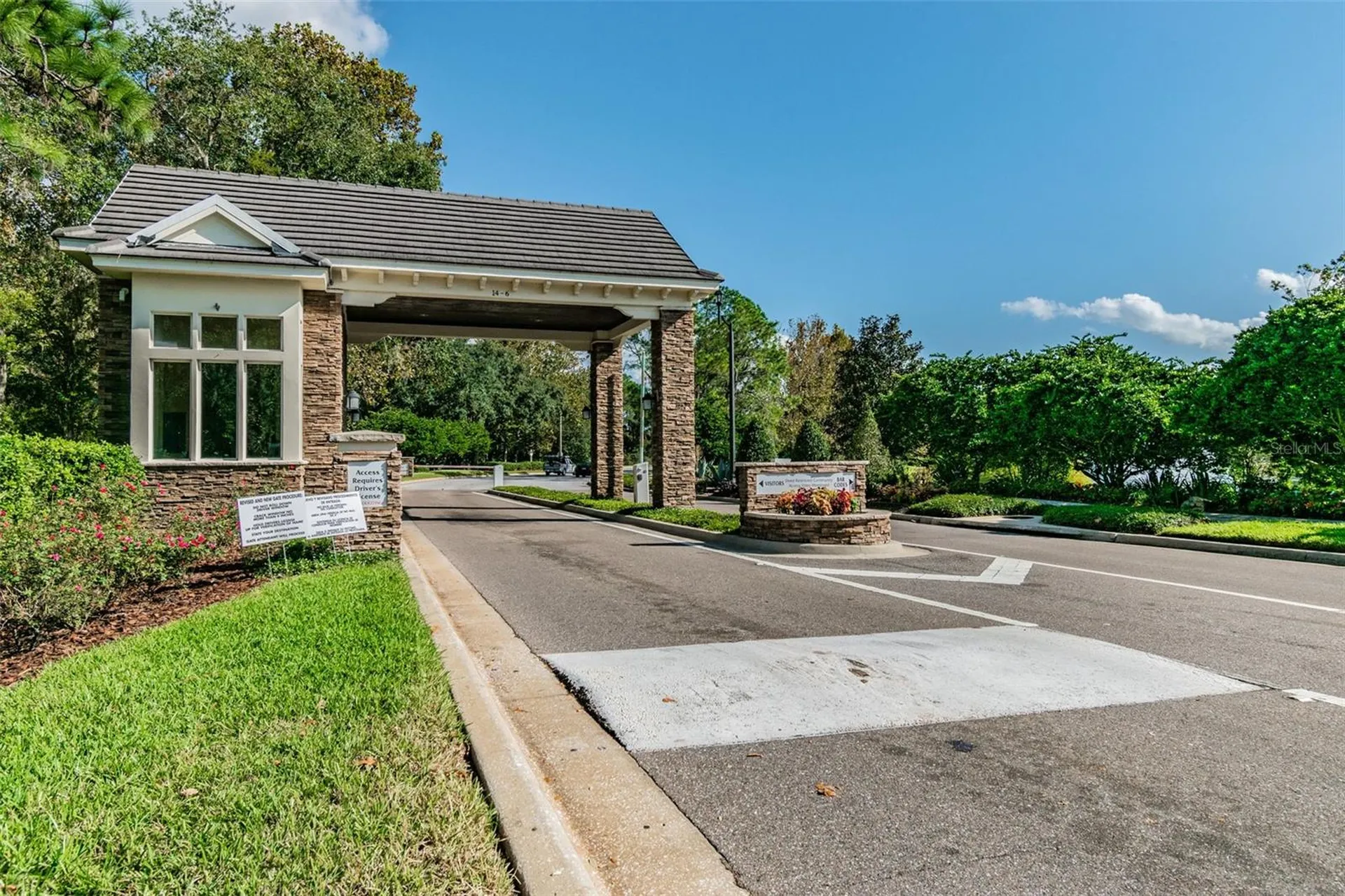9481 Highland Oak Drive Tampa FL 33647