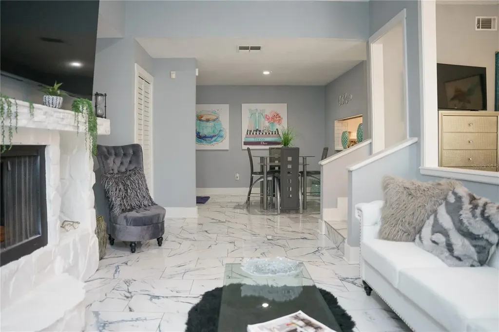 4405 W Fair Oaks Avenue Tampa FL 33611