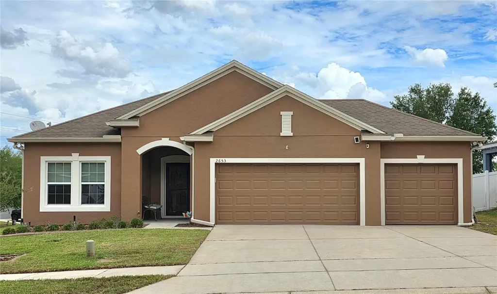 2653 Limerick Circle Grand Island FL 32735