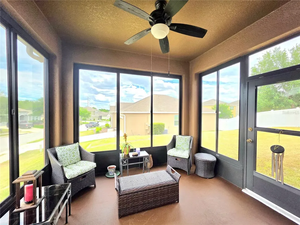 2653 Limerick Circle Grand Island FL 32735