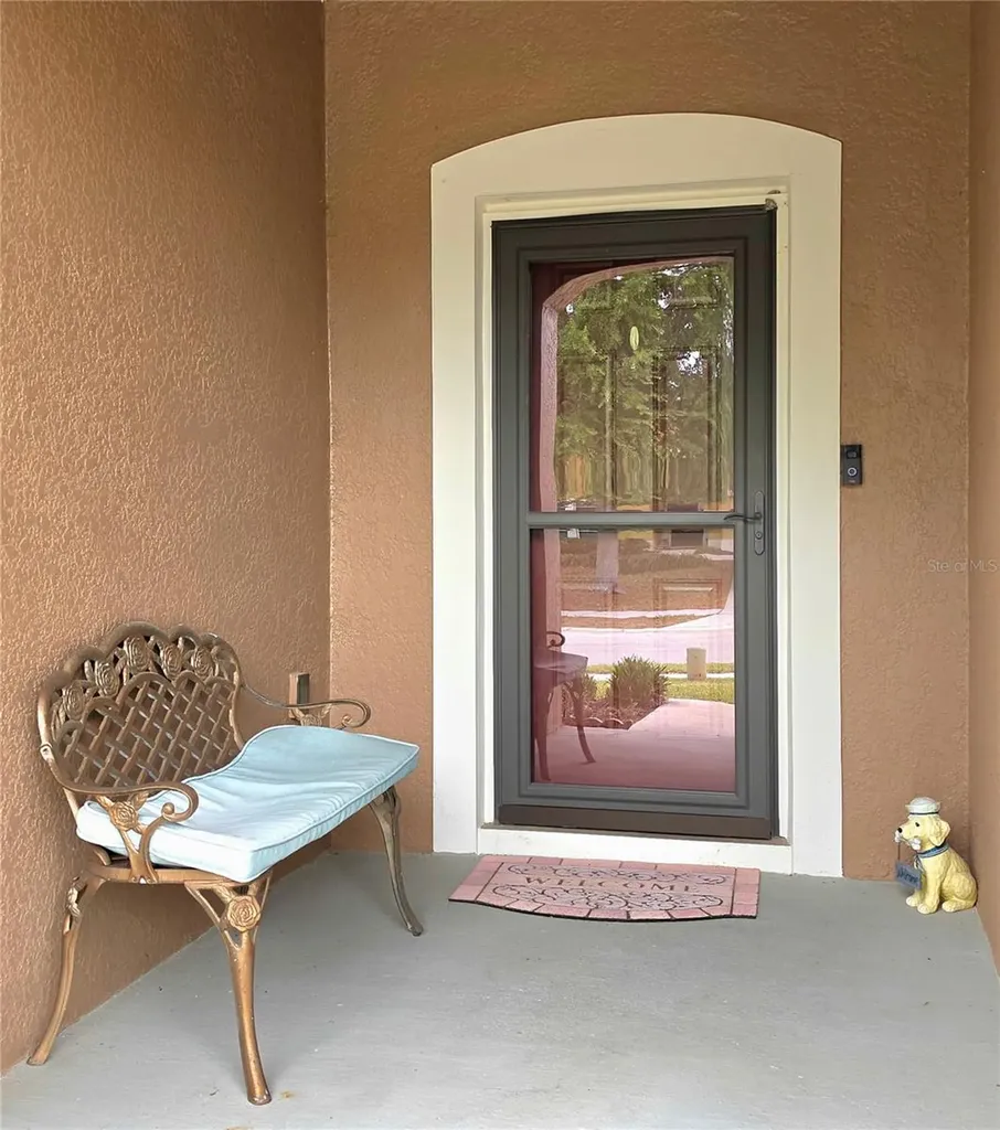 2653 Limerick Circle Grand Island FL 32735