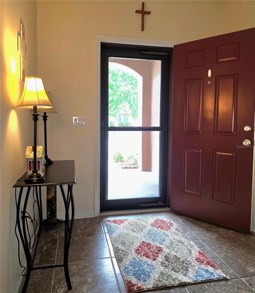 2653 Limerick Circle Grand Island FL 32735