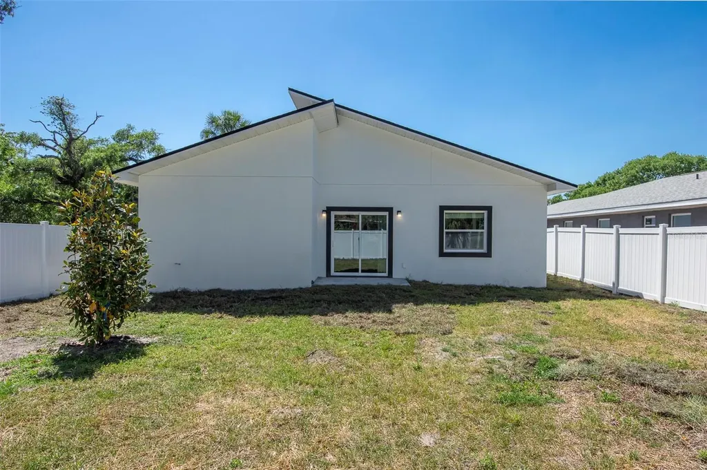 1934 Auburn Street S St Petersburg FL 33712