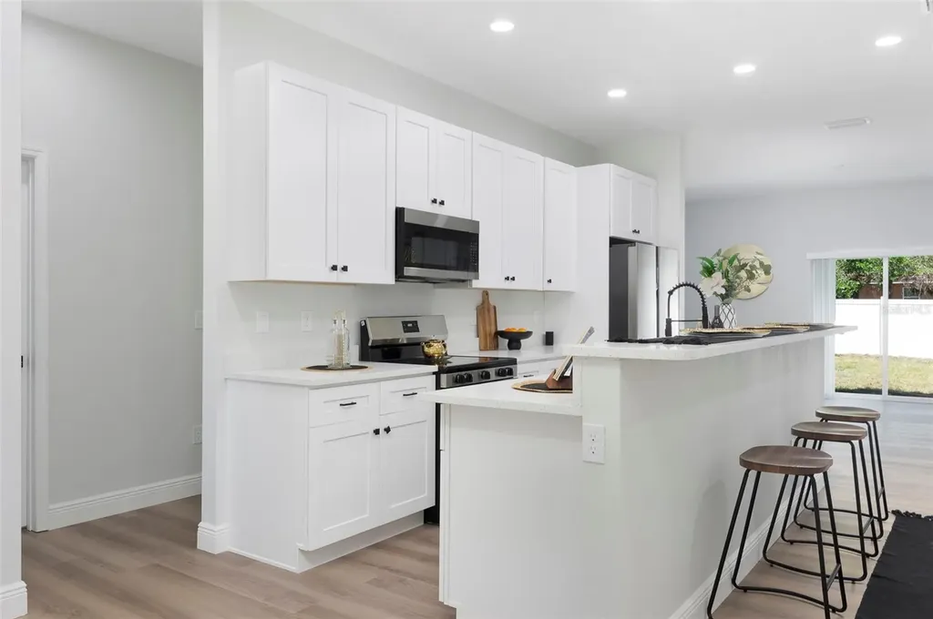 1934 Auburn Street S St Petersburg FL 33712