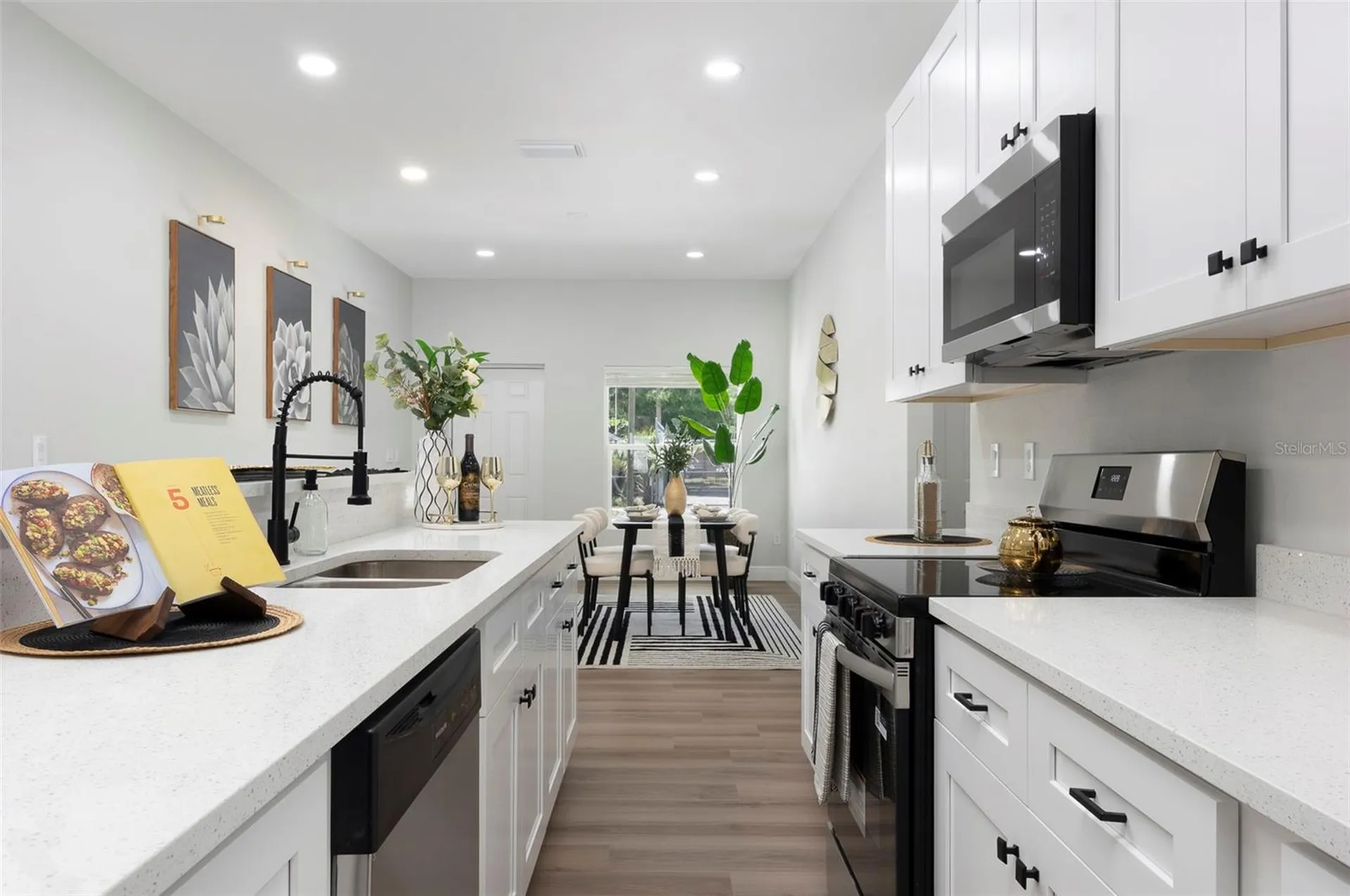 1934 Auburn Street S St Petersburg FL 33712