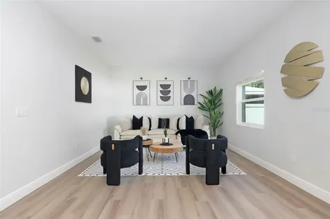 1934 Auburn Street S St Petersburg FL 33712