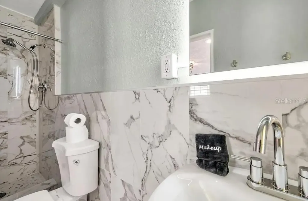602 Poinsettia Avenue Clearwater Beach FL 33767