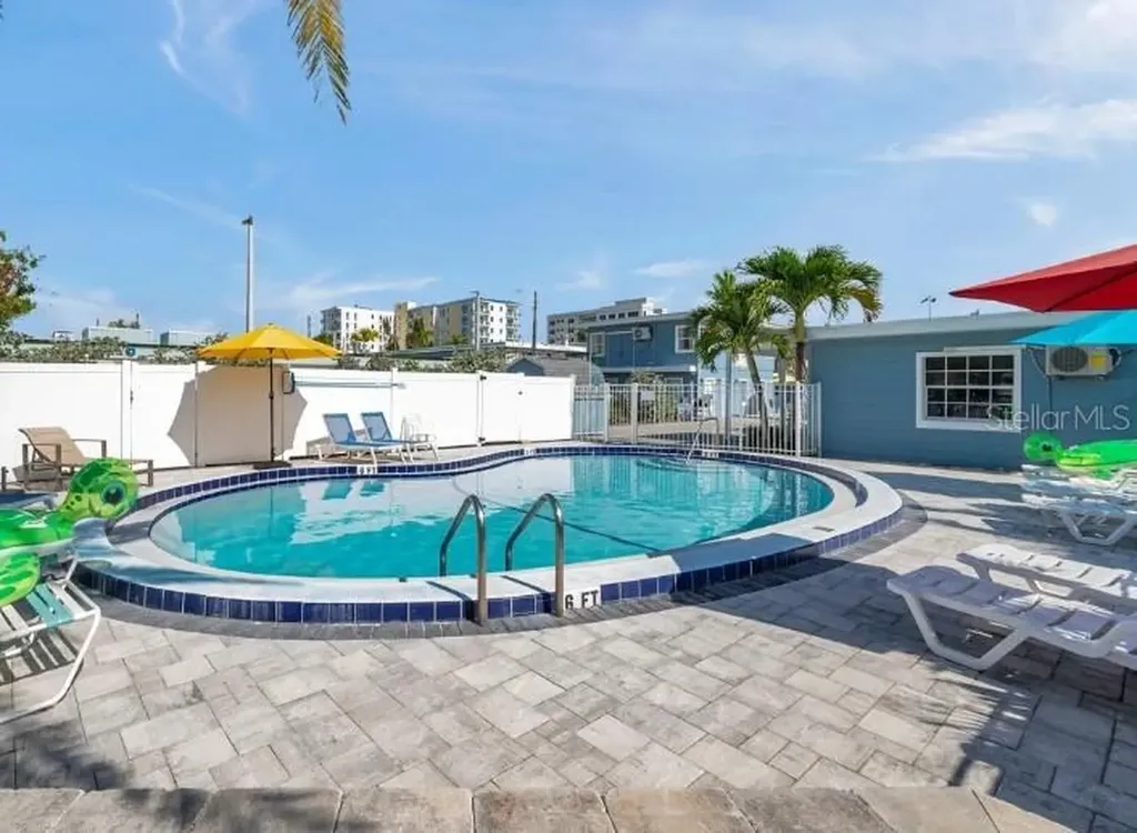 602 Poinsettia Avenue Clearwater Beach FL 33767