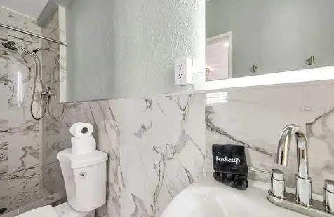 602 Poinsettia Avenue Clearwater Beach FL 33767