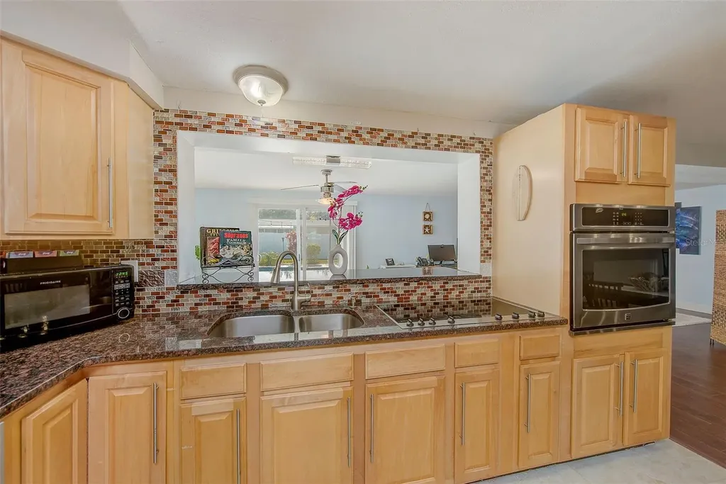2032 Gatewood Drive Largo FL 33770