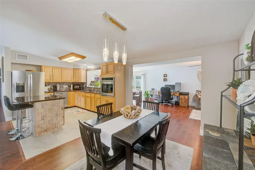 2032 Gatewood Drive Largo FL 33770