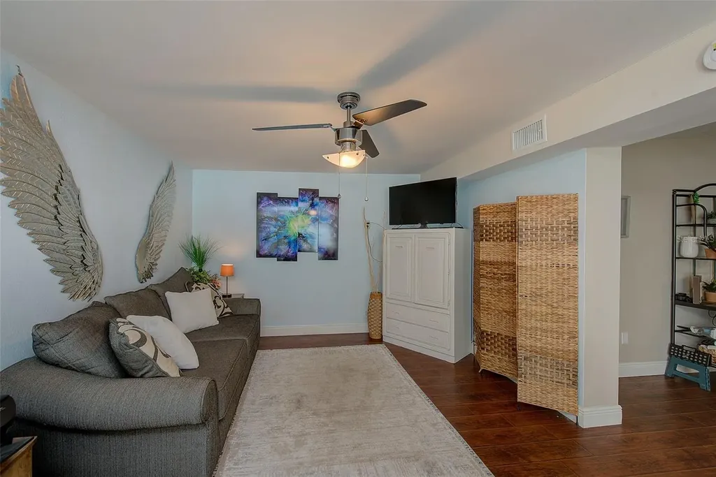 2032 Gatewood Drive Largo FL 33770