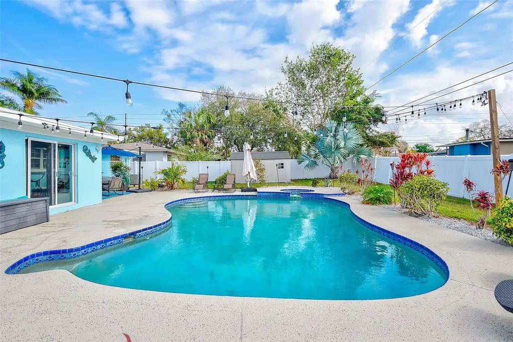 2032 Gatewood Drive Largo FL 33770