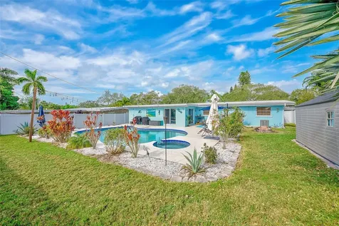 2032 Gatewood Drive Largo FL 33770