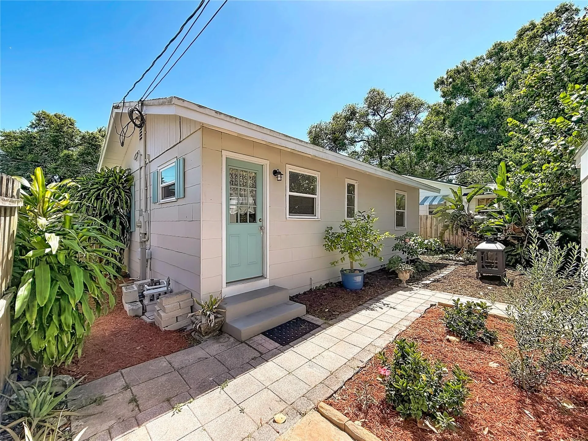 2435 14th Avenue N St Petersburg FL 33713
