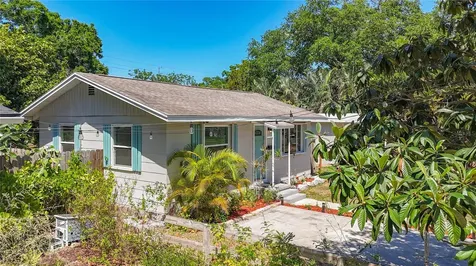 2435 14th Avenue N St Petersburg FL 33713