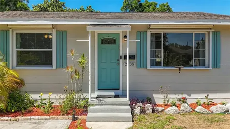2435 14th Avenue N St Petersburg FL 33713